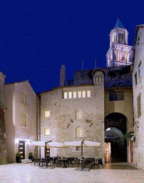 Гостиница Hotel Vestibul Palace & Villa - Small Luxury Hotels Of The World  Сплит